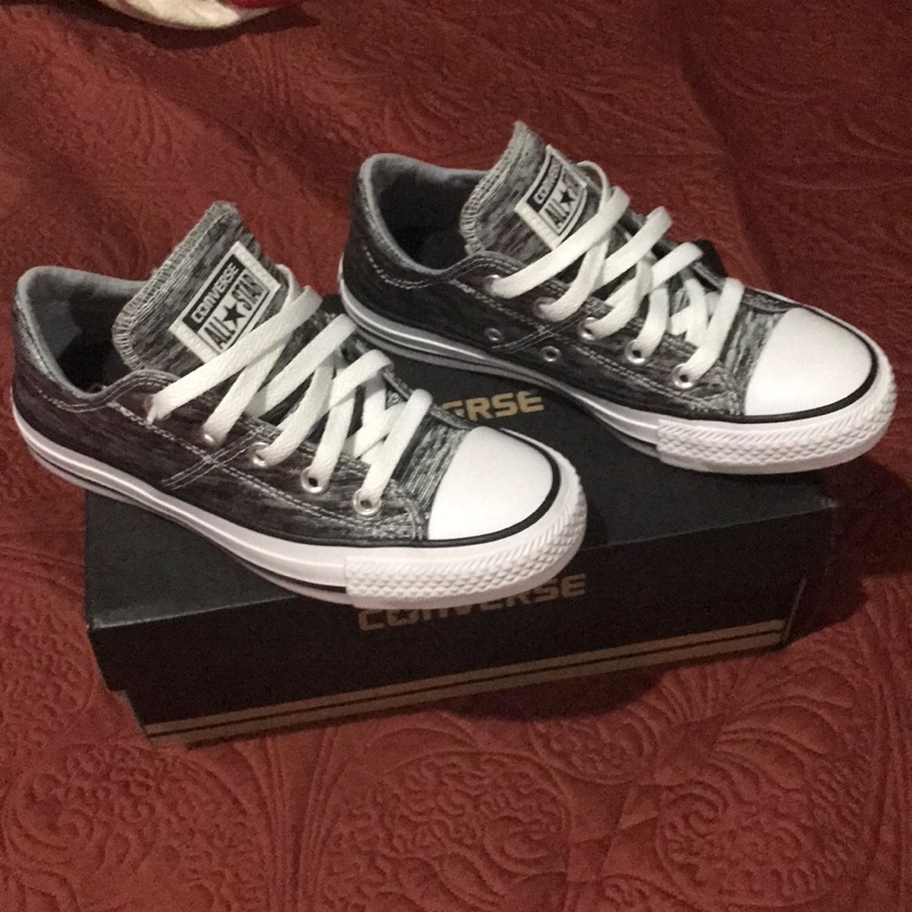 Women’s converse